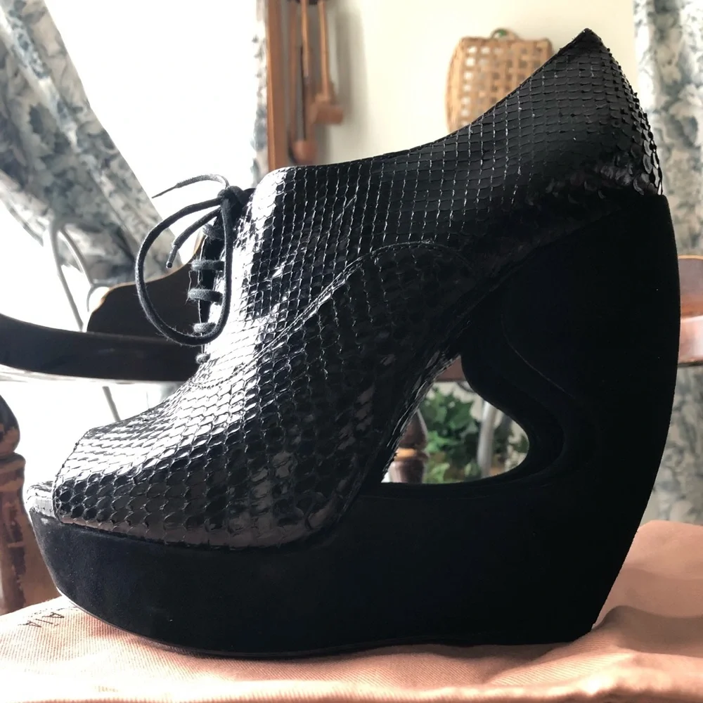 Alaia Cutout Python and Suede Wedge Booties 39 NEW